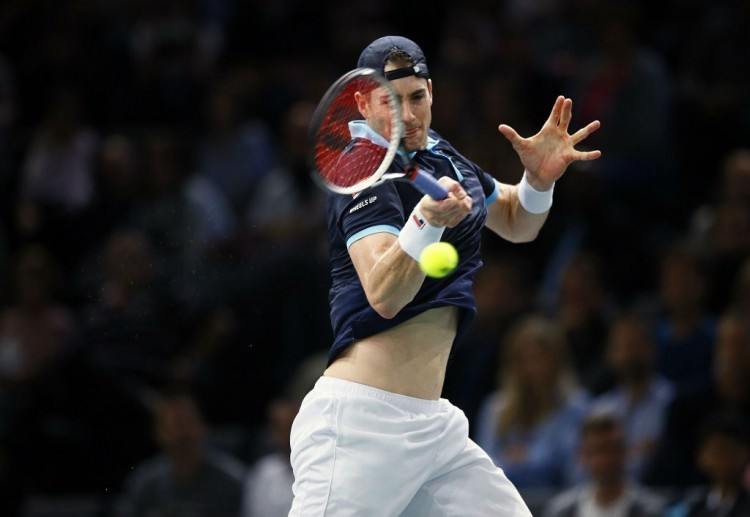 Bet online on John Isner as he is favoured to win his Rolex Paris Masters QF against Filip Krajinovic