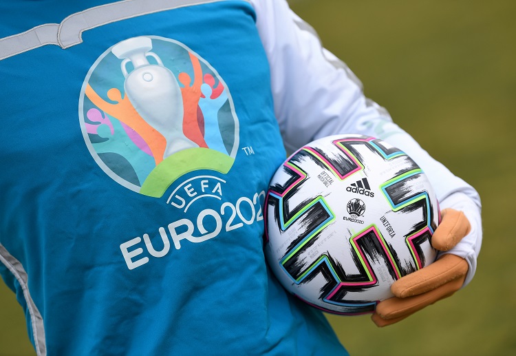 Bóng đá: do ảnh hưởng của dịch Covid-19, UEFA đã phải dời lịch tổ chức EURO 2020 sang hè 2021