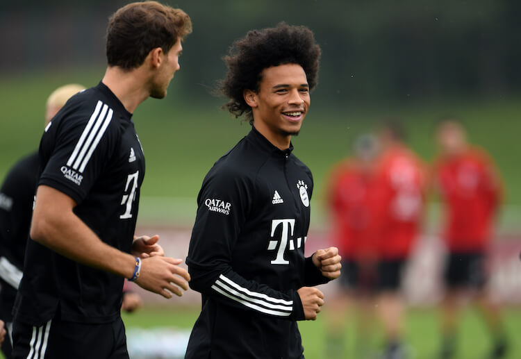 ပရီးမီးယားလိဂ်မှာ ပွဲပေါင်း ၉၀ ကစားခဲ့ရာမှာတော့ ၄၅ ဂိုးသွင်းယူပေးထားခဲ့ပါတယ်။