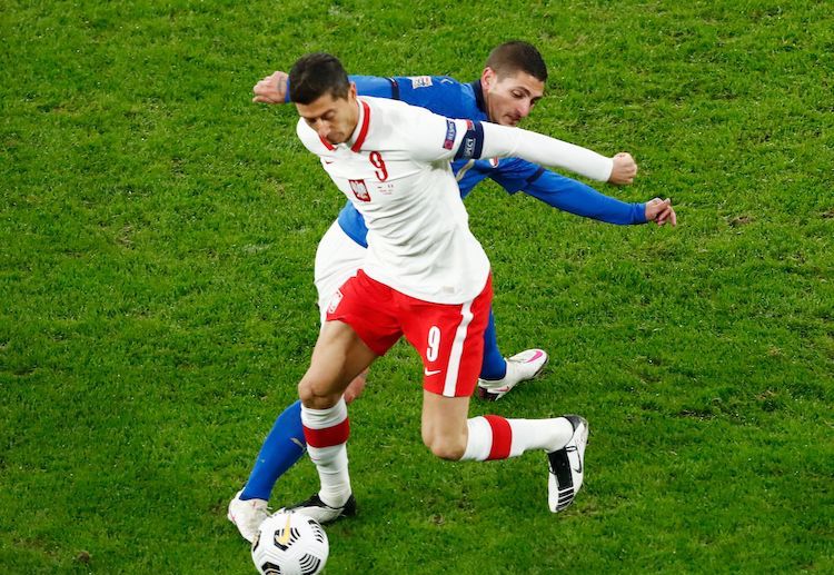 Lewandowski và đồng đội may mắn có 1 điểm ở vòng 3 Nations League