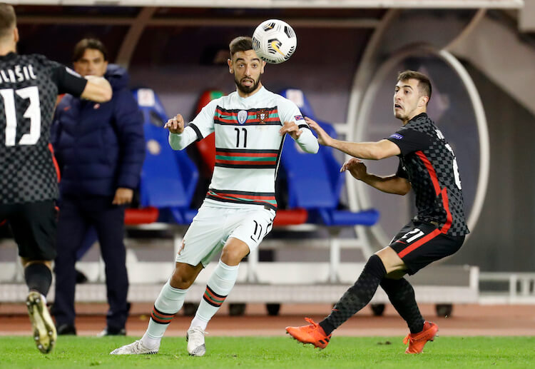 欧足联 葡萄牙 的布鲁诺·费尔南德斯获得绝佳进球机会