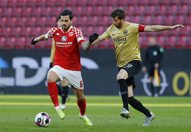 ဘွန်ဒက်စ်လီဂါ နောက်ဆုံး ၇ ပွဲဆက် နိုင်ပွဲ ပျောက်ဆုံးခဲ့ပြီး ရမှတ် ၂ မှတ်သာ ရရှိထားတာကြောင့် အမှတ်ပေးဇယား အောက်ဆုံးကို ရောက်ရှိနေခဲ့ပါပြီ။