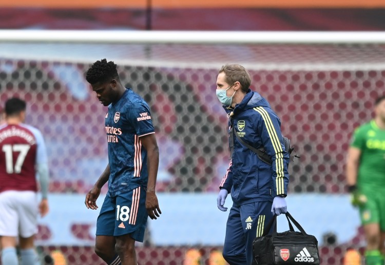 အခုပွဲ အပြီးမှာ အာဆင်နယ်တို့ ရမှတ် ၃၁ မှတ်နဲ့ ပရီးမီးယားလိဂ် အမှတ်ပေးဇယား အဆင့် ၁၀ နေရာမှာ ဆက်လက်ရပ်တည်နေခဲ့ပြီး အက်စတွန်ဗီလာကတော့ အဆင့် ၈ နေရာကို တက်လှမ်းသွားနိုင်ခဲ့ပါတယ်။