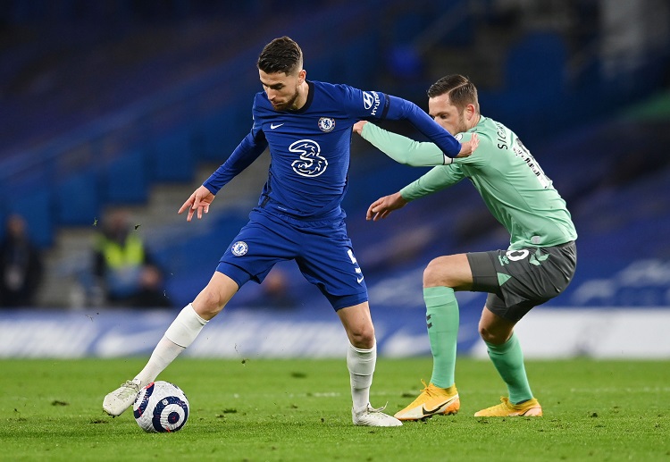 အဲဗာတန်ကတော့ ပရီးမီးယားလိဂ် ၃ ပွဲဆက် နိုင်ပွဲဆက်မှု ရပ်တန့်ခဲ့ပြီး အမှတ်ပေးဇယား အဆင့် ၆ နေရာမှာ ဆက်လက် ရပ်တည်ခဲ့ပါတယ်။