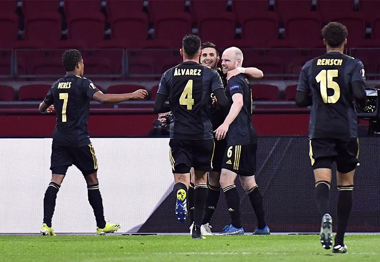 နိုင်ပွဲထက် အဝေးဂိုး ၂ ဂိုးပါ လိုက်ပွဲယူသွားသေးတာကြောင့် အေဂျက်စ် ကတော့ ယူရိုပါလိဂ် နောက်တစ်ဆင့် တက်ဖို့ မျှော်လင့်ချက်တွေ ဝေဝါးသွားခဲ့ရပါတယ်။