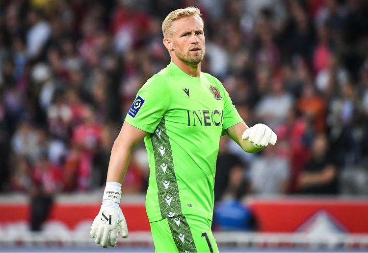 Nice's Kasper Schmeichel will aim to produce Ligue 1 highlights against Paris Saint-Germain