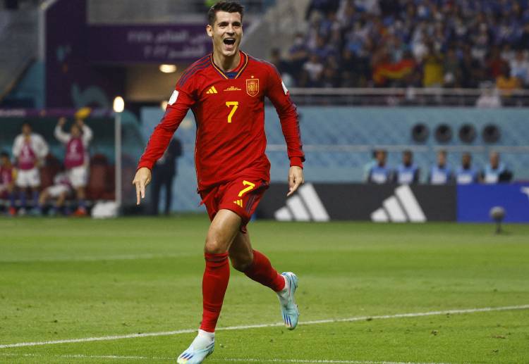 Alvaro Morata liên tục thay đổi nơi thi đấu từ La Liga, Serie A đến Premier League.