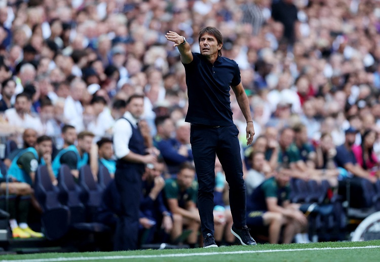 Thành tích bấp bênh tại Premier League, cùng những mâu thuẫn âm ỉ từ lâu khiến Conte không thể tiếp tục cầm lái Spurs