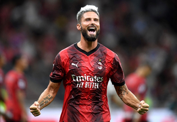 Giroud đang xếp thứ hai trong danh sách ghi bàn Serie A với 4 lần lập công