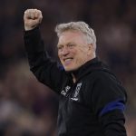 Premier League: David Moyes receives a farewell from West Ham fans in his final home game