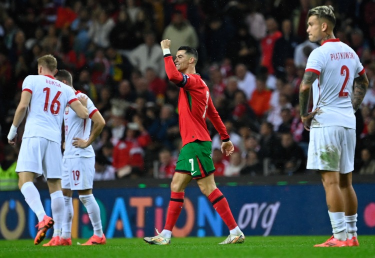 크리스티아누 호날두는 포르투갈이 UEFA 네이션스리그 폴란드 전에서 5-1로 승리할 때 페널티킥을 성공시켰다.