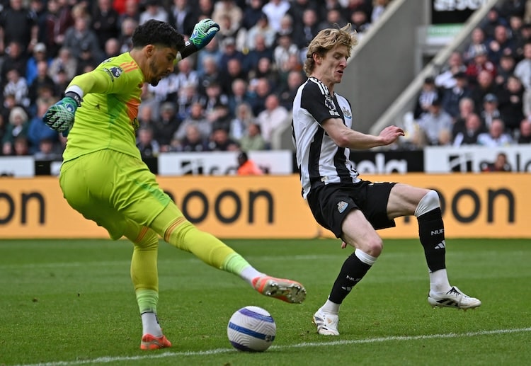 英超联赛 出球失误