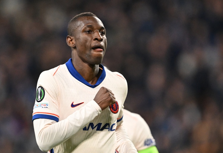 英超联赛 切尔西前锋杰克逊本轮因禁赛缺席。