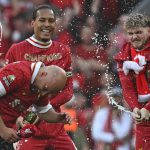 စူပါကွန်ပြူတာရဲ့ တွက်ချက်မှုအရ ဆိုရင်တော့ လစ်ဗာပူးလ် ကပဲ ပရီးမီးယားလိဂ် ချန်ပီယံဆုကို နှစ်နှစ်ဆက်တိုက် အောင်ပွဲခံသွားနိုင်ဖို့ ရှိနေတာ ဖြစ်ပါတယ်။