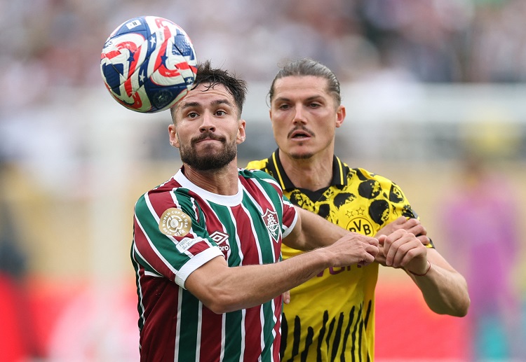 世俱杯 上届亚军弗鲁米嫩塞展现了坚韧防守，成功抵挡大黄蜂的攻势。