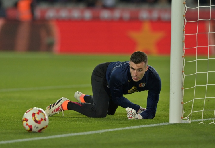 西甲联赛 因背部问题,巴萨门将特尔施特根确认手术,恢复期约三个月。