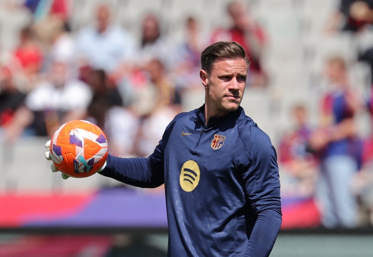 西甲联赛 因背部问题，巴萨门将特尔施特根确认手术，恢复期约三个月。