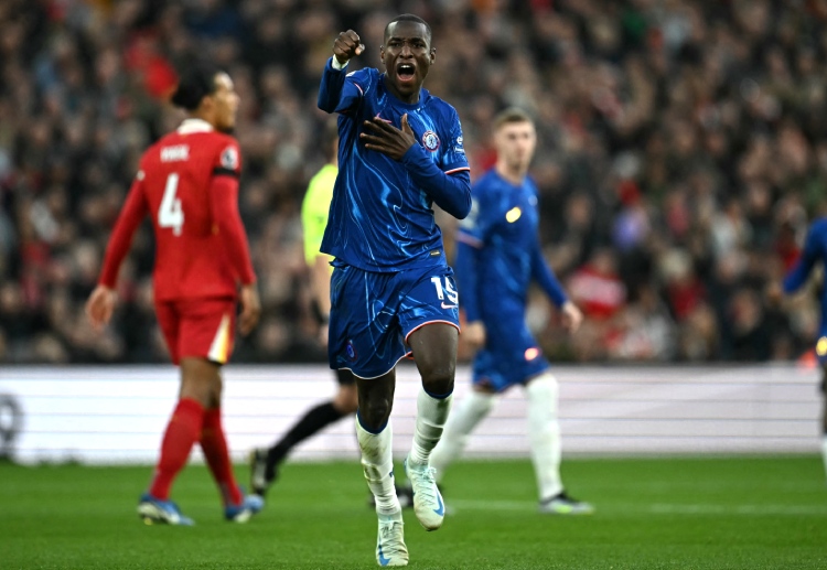 လာလီဂါ ကလပ် ရီးရဲလ်မက်ဒရစ် ကတော့ ဒီနွေရာသီမှာ ဒေးဗစ် အလာဘာနဲ့ ဖာလန်း မန်ဒီ တို့ကို ရောင်းချဖို့ ဆန္ဒရှိနေတယ်လို့ သိရပါတယ်။