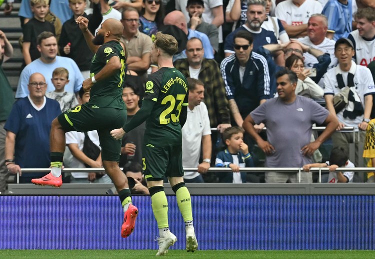 英超联赛 姆贝莫离队，布伦特福德失去进攻支柱。