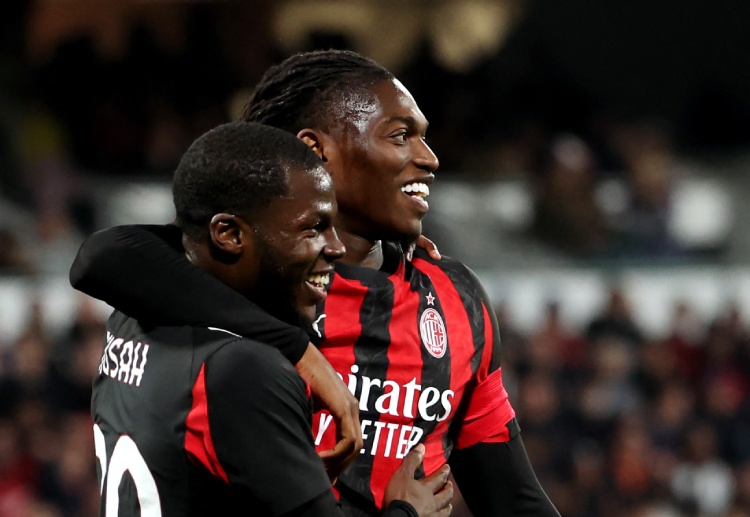 AC Milan đá trận Giao hữu câu lạc bộ với Leeds