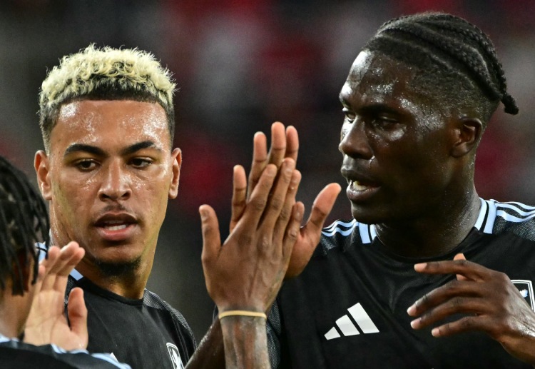 友谊赛 摩根·罗杰斯为阿斯顿维拉打破僵局，首开纪录。