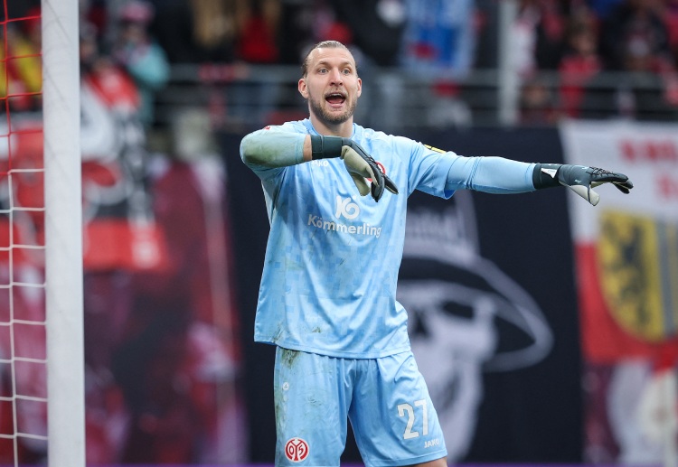 Bundesliga musim depan jadi kesempatan bagi Robin Zentner