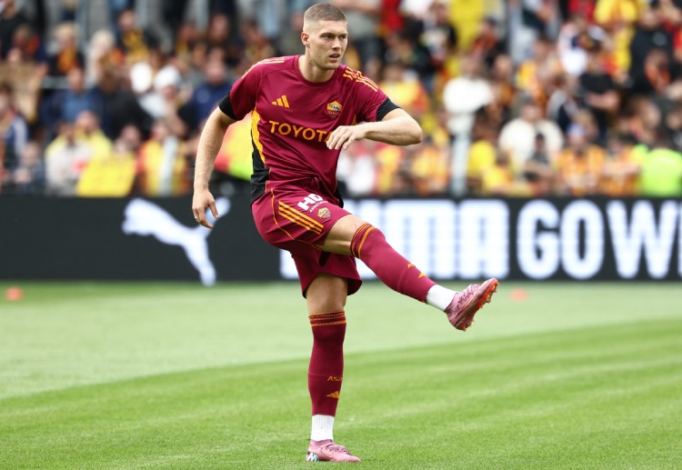 意甲联赛 阿尔捷姆·多夫比克，罗马上赛季最佳射手，今季继续担任锋线核心。