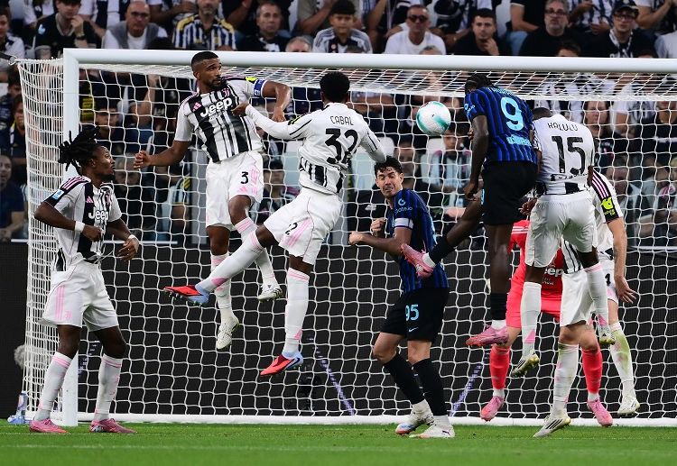 意甲联赛 图拉姆兄弟同场进球,成为比赛亮点。