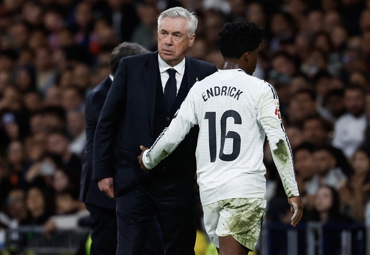 နယူးကာဆယ် ယူနိုက်တက် ကတော့ လာလီဂါ ကလပ် ရီးရဲလ်မက်ဒရစ် တိုက်စစ်မှူး အန်းဒရစ်ခ်ကို လာမယ့် ဇန်နဝါရီမှာ အငှားနဲ့ ခေါ်ယူဖို့ ကမ်းလှမ်းထားတယ်လို့ သိရပါတယ်။