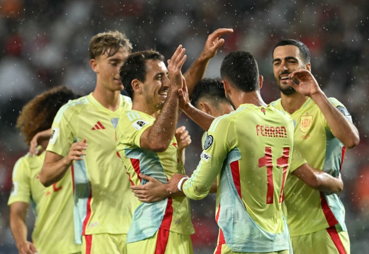 世界杯预选赛 西班牙的锋线将由奥亚萨巴尔和托雷斯等核心球员担任，他们将继续负责球队的进攻重任。