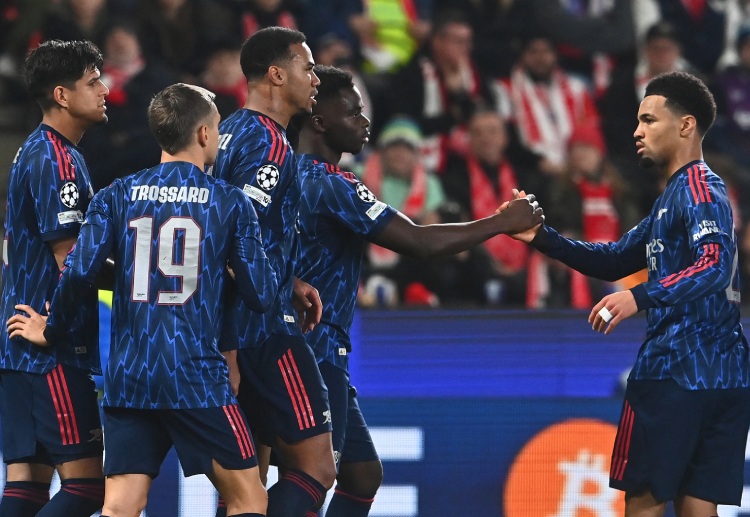 英超联赛 串起中场