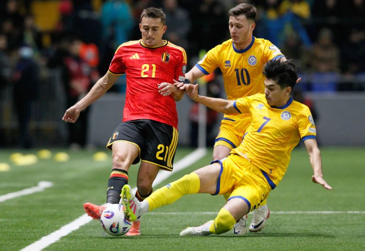 世界杯预选赛 富勒姆后卫卡斯塔涅或将继续占据右后卫位置，他在最近两场国家队比赛中均有助攻表现。