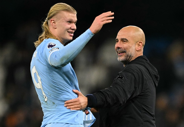 မန်စီးတီးဟာ လက်ရှိမှာ ပရီးမီးယားလိဂ် အမှတ်ပေးဇယားကို ဦးဆောင်နေတဲ့ အာဆင်နယ် ၅ မှတ် အကွာ ဒုတိယနေရာ ကနေ လိုက်လံ ဖိအားပေးနေတာ ဖြစ်ပါတယ်။