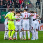 이날 무승부로 아우크스부르크는 15위를 기록, 강등권 추락 위기에 놓였다.