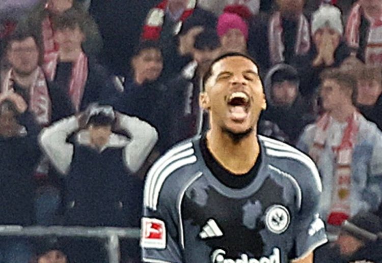 德甲联赛 替补登场的埃奇古亚布在德甲首秀中劲射破门,一度帮助法兰克福将比分扳为2比2。