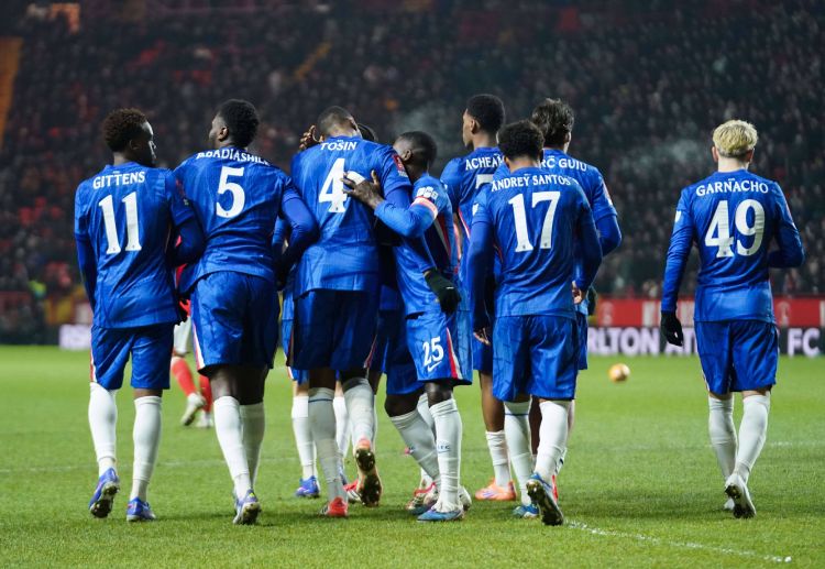 ချဲလ်ဆီး ကတော့ ခရာဘောင်ဖလားမှာ ချန်ပီယံ ၅ ကြိမ် ဖြစ်ထားပြီး ၂၀၁၅ ခုနှစ်က နောက်ဆုံး အကြိမ် ချန်ပီယံ ဖြစ်ထားခဲ့ပါတယ်။