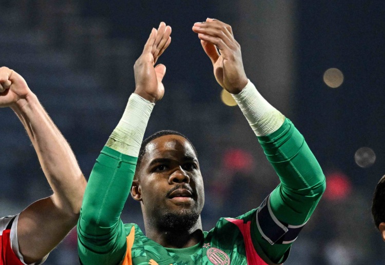 စီးရီးအေ ကလပ် အေစီမီလန် ကတော့ အသင်းရဲ့ ကြယ်ပွင့် ဂိုးသမား မိုက်ခ် မိုက်ဂ်နွန်ကို ၂၀၃၁ ခုနှစ် အထိ သက်တမ်း ရှိတဲ့ စာချုပ်သစ် ချုပ်ဆိုဖို့ နီးစပ်နေပြီလို့ သိရပါတယ်။