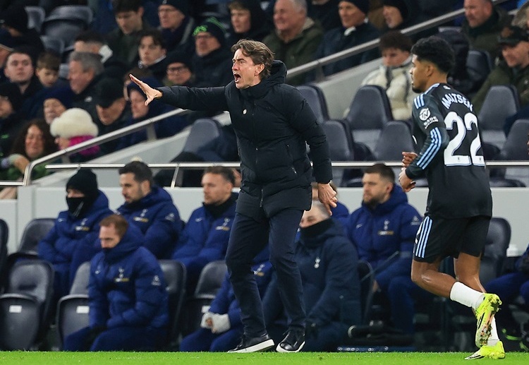 စပါးက ပြီးခဲ့တဲ့ ပရီးမီးယားလိဂ် ပွဲစဉ်မှာ တန်းဆင်းဇုန် အန္တရာယ် ရှိနေတဲ့ ဝက်စ်ဟမ်းကို ၂-၁ နဲ့ ရှုံးနိမ့်ခဲ့ပြီးနောက် ပြိုင်ပွဲစုံ နိုင်ပွဲ မရတာ ၅ ပွဲ အထိ ရှိနေခဲ့ပြိ ဖြစ်ပါတယ်။