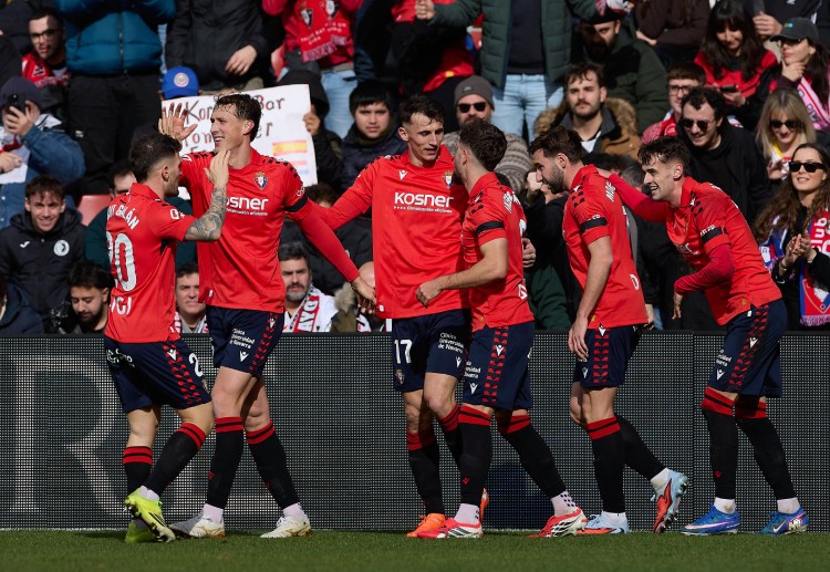 သူဟာ လာမယ့် ရက်သတ္တပတ်ထဲမှာ လာလီဂါ ကလပ်နဲ့ သူရဲ့ အနာဂတ် အတွက် ဆွေးနွေးသွားဖို့ ရှိနေပါတယ်။