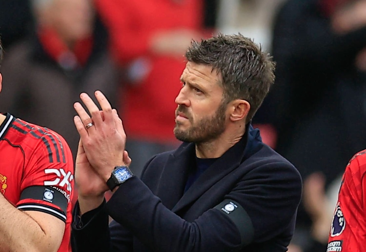 英超联赛 4战全胜