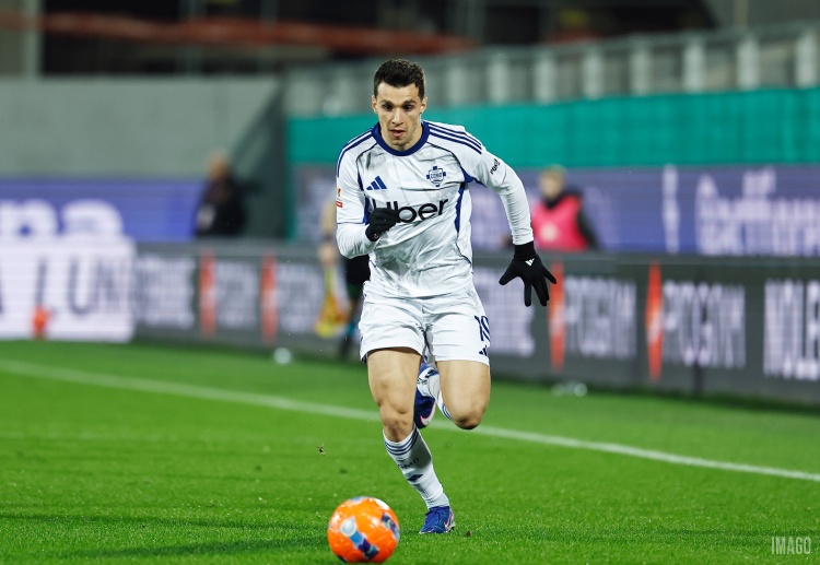 意甲联赛  科莫锋线表现抢眼，杜维卡斯与帕斯均距离两位数进球仅一步之遥。