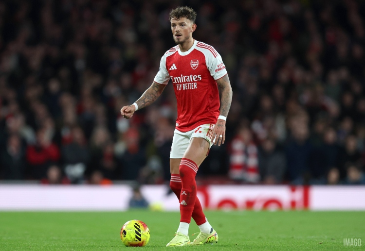 ဂန်းနား တို့ရဲ့ နောက်ခံလူ ဘန် ဝှိုက် ကိုတော့ ပရီးမီးယားလိဂ် ကလပ်တွေ ဖြစ်တဲ့ ချဲလ်ဆီးနဲ့ နယူးကာဆယ် တို့က အပြိုင်အဆိုင် စိတ်ဝင်စားနေကြပါတယ်။