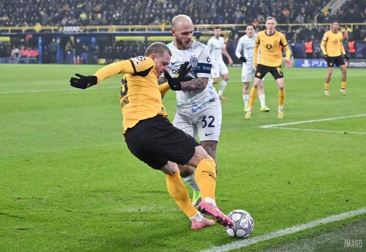 သူ့ကို ပရီးမီးယားလိဂ် ကလပ် အာဆင်နယ်၊ မန်ချက်စတာယူနိုက်တက်တို့ အပြင် ရီးရဲလ်မက်ဒရစ် ကလည်း စောင့်ကြည့်နေပါတယ်။