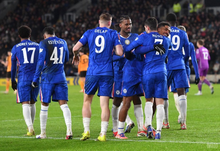 ချဲလ်ဆီးဟာ နောက်ဆုံး ကစားခဲ့တဲ့ ပရီးမီးယားလိဂ် ၃ ပွဲစလုံးမှာ နိုင်ပွဲ မရရှိခဲ့ဘဲ လိဒ်စ်၊ ဘန်လေ တို့နဲ့ အိမ်ကွင်းမှာ သရေကျခဲ့သလို၊ တနင်္ဂနွေနေ့ညကလည်း ဇယားထိပ်က အာဆင်နယ်ကို ၂-၁ နဲ့ ရှုံးနိမ့်ခဲ့ပါတယ်။