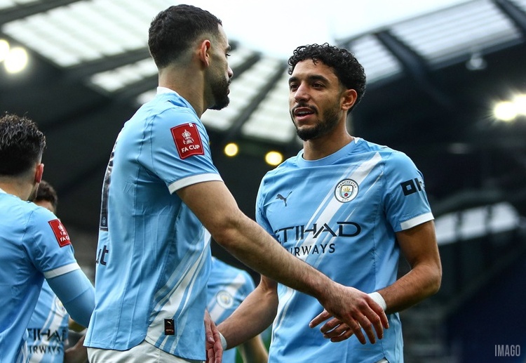 မန်ချက်စတာစီးတီး တိုက်စစ် ကစားသမား အိုမာ မာမွတ်ရှ်ဟာ ဒီနွေရာသီမှာ လာလီဂါ ထိပ်သီး ဘာစီလိုနာကို ပြောင်းရွှေ့ဖို့ စိတ်ဝင်စားနေပါတယ်။