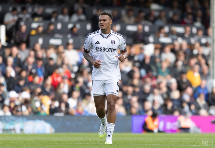 Fulham đá vòng 33 Premier League bằng màn đối đầu với Brentford