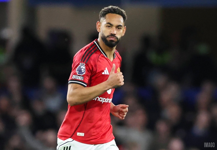 တစ်ဖက် မှာတော့ လီယမ် ရိုစီနီယာရဲ့ ချဲလ်ဆီး ကတော့ ပရီးမီးယားလိဂ် ၄ ပွဲဆက် ရှုံးခဲ့တဲ့ အပြင် ပြိုင်ပွဲစုံ ၇ ပွဲမှာ ၆ ပွဲအထိ ရှုံးနိမ့်ထားတဲ့ အတွက် အခြေအနေ ဆိုးရွားနေပါပြီ။